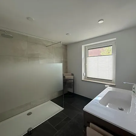 S Keller Apartman *